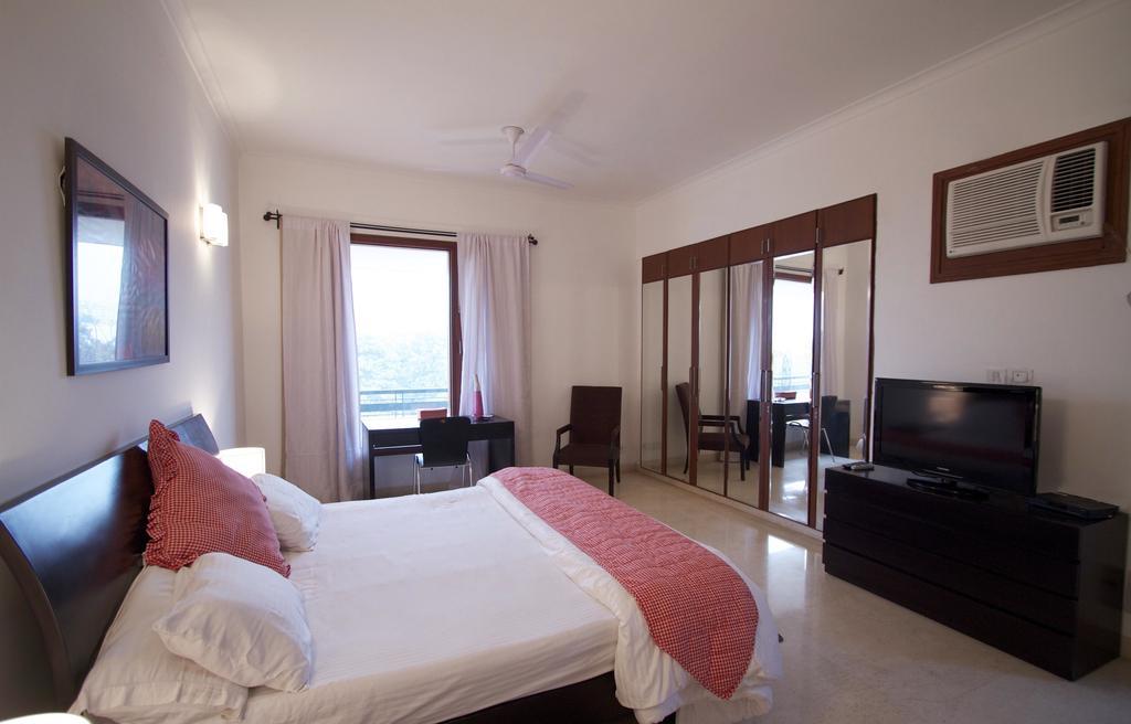 Luxury Suites And Hotels-Parkfront Gurgaon Room photo
